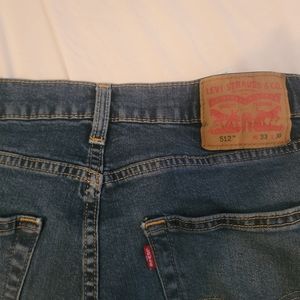 Levis 512